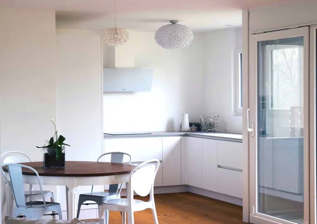 Phone mockup with offer